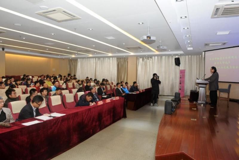 栖霞区南京大学选区举行区人大代表候选人与选民见面会